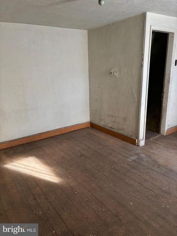 904-906 GREENWICH ST, Philadelphia, PA 19147