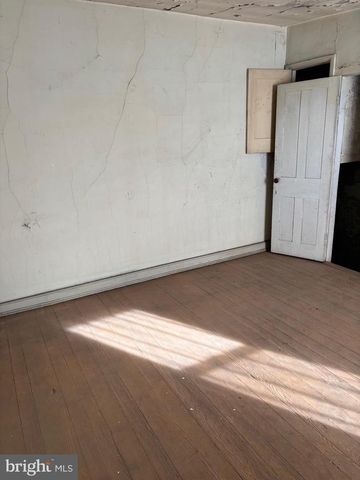 904-906 GREENWICH ST, Philadelphia, PA 19147