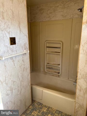 904-906 GREENWICH ST, Philadelphia, PA 19147