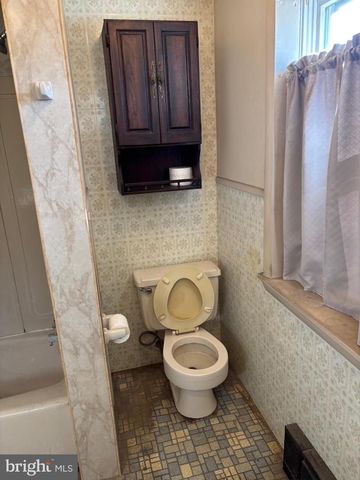 904-906 GREENWICH ST, Philadelphia, PA 19147