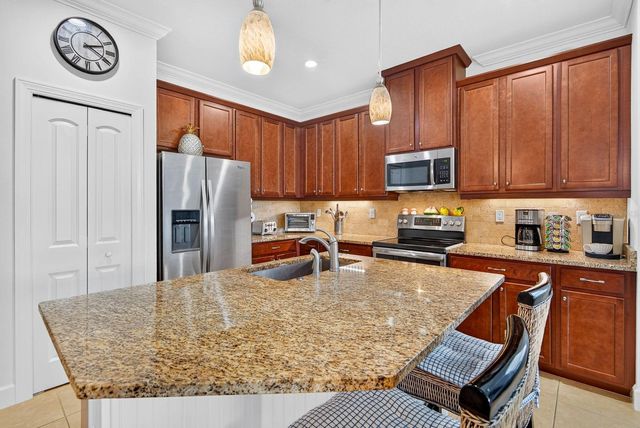 1418 CALLE GRAND STREET, Bradenton, FL 34209