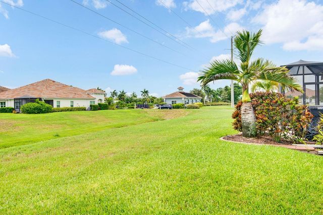 1418 CALLE GRAND STREET, Bradenton, FL 34209