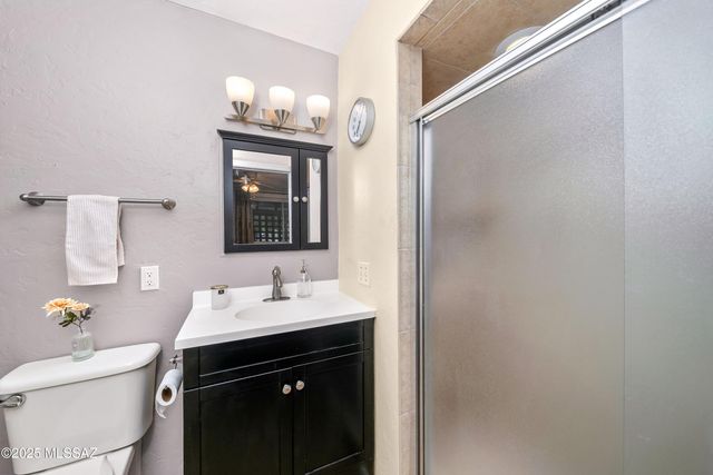 8459 E Desert Steppes Drive, Tucson, AZ 85710