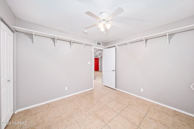 8459 E Desert Steppes Drive, Tucson, AZ 85710