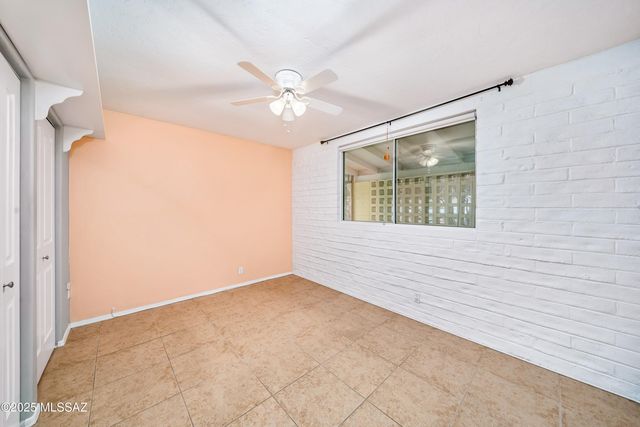 8459 E Desert Steppes Drive, Tucson, AZ 85710