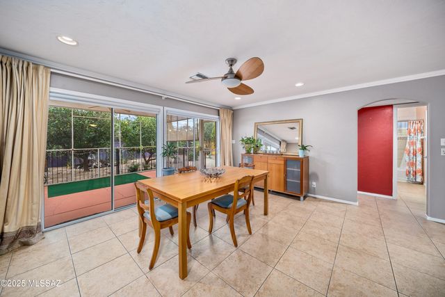 8459 E Desert Steppes Drive, Tucson, AZ 85710