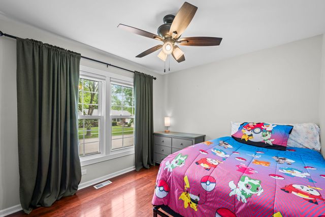 2518 N Ridge Avenue, Arlington Heights, IL 60004