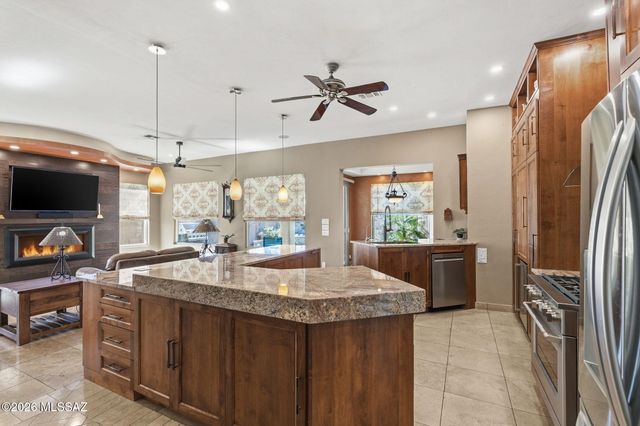 312 W Vistoso Highlands Drive, Oro Valley, AZ 85755