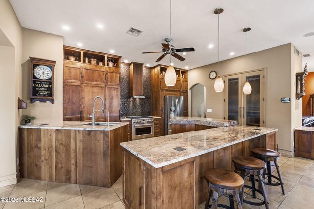 312 W Vistoso Highlands Drive, Oro Valley, AZ 85755