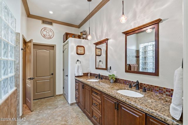 312 W Vistoso Highlands Drive, Oro Valley, AZ 85755