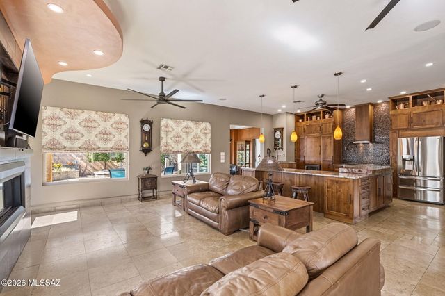 312 W Vistoso Highlands Drive, Oro Valley, AZ 85755