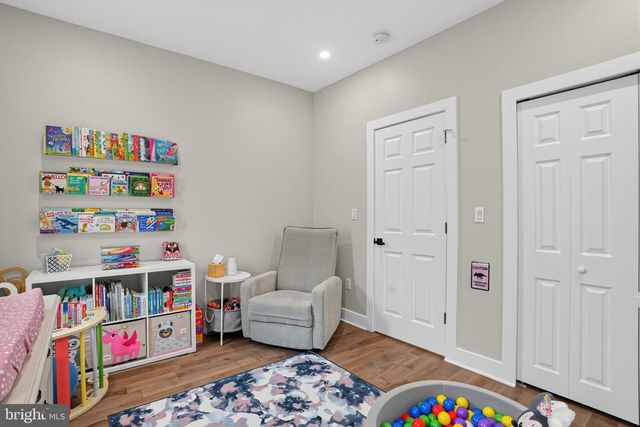 605 DUDLEY ST, Philadelphia, PA 19148