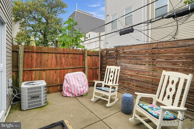 605 DUDLEY ST, Philadelphia, PA 19148