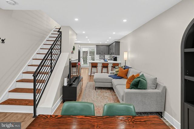 605 DUDLEY ST, Philadelphia, PA 19148