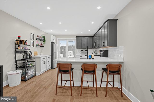 605 DUDLEY ST, Philadelphia, PA 19148