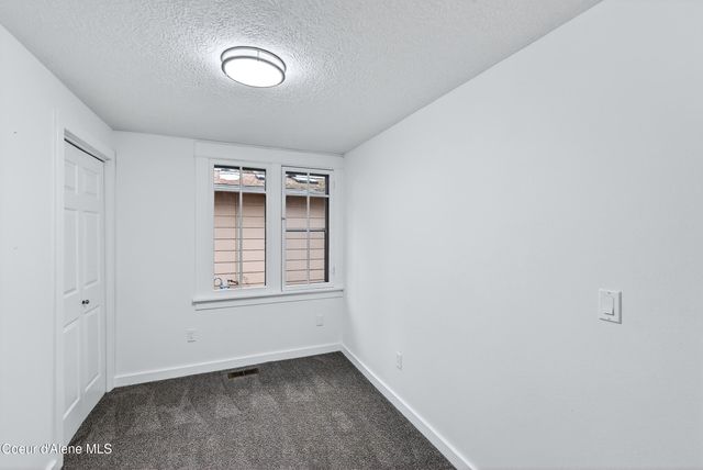 10706 N Nelson St, Spokane, WA 99218