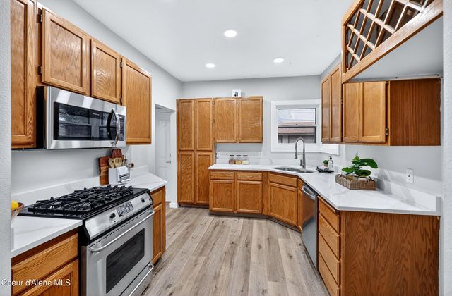 10706 N Nelson St, Spokane, WA 99218