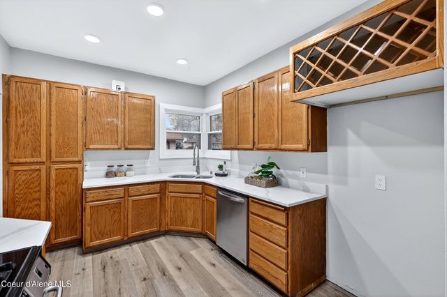 10706 N Nelson St, Spokane, WA 99218