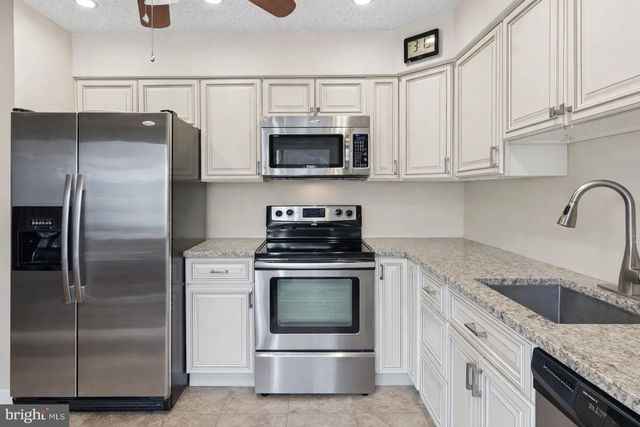 2500 ALEXIS CT, Bensalem, PA 19020