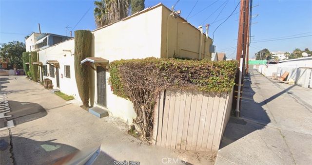 1208 N Saint Marys Court, Long Beach, CA 90813