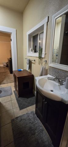 2845 E Madison, Fresno, CA 93701