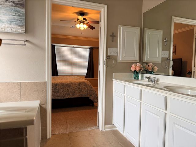 4934 Royal Arbor Lane, Houston, TX 77084