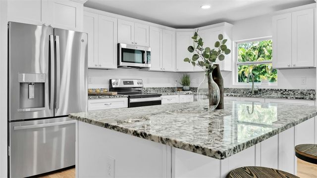 4694 YARMOUTH AVENUE S, St Petersburg, FL 33711