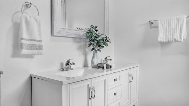 4694 YARMOUTH AVENUE S, St Petersburg, FL 33711