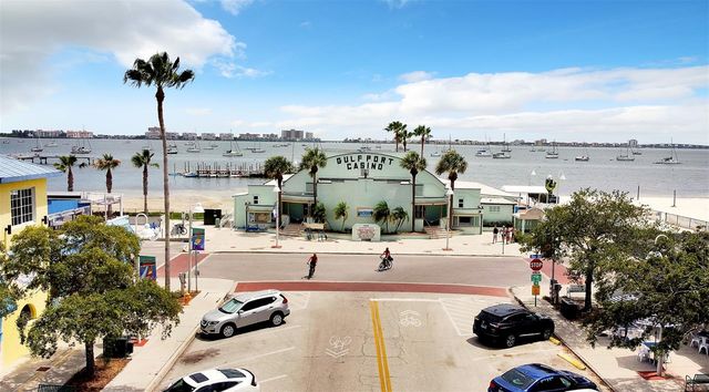 4694 YARMOUTH AVENUE S, St Petersburg, FL 33711