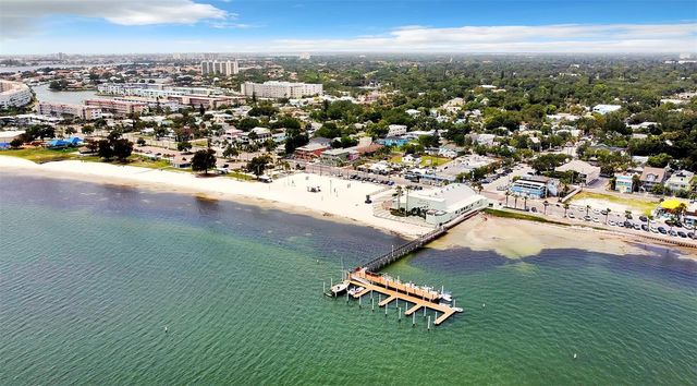 4694 YARMOUTH AVENUE S, St Petersburg, FL 33711