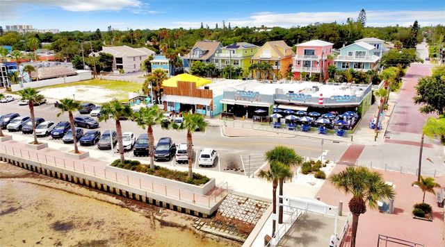 4694 YARMOUTH AVENUE S, St Petersburg, FL 33711