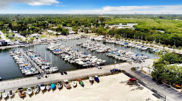 4694 YARMOUTH AVENUE S, St Petersburg, FL 33711