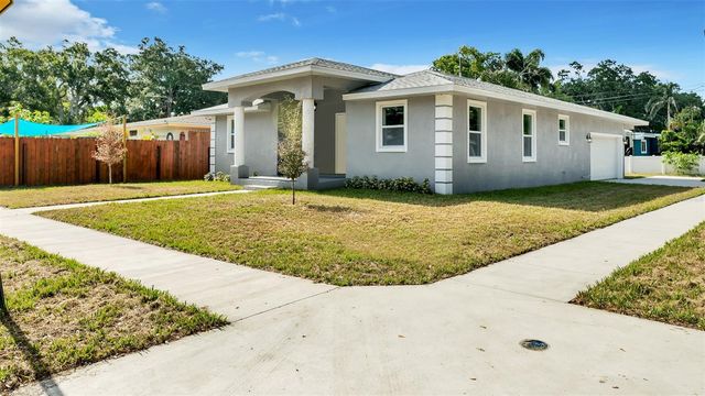 4694 YARMOUTH AVENUE S, St Petersburg, FL 33711
