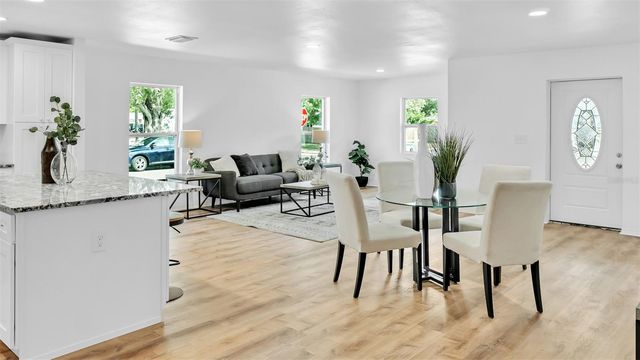 4694 YARMOUTH AVENUE S, St Petersburg, FL 33711