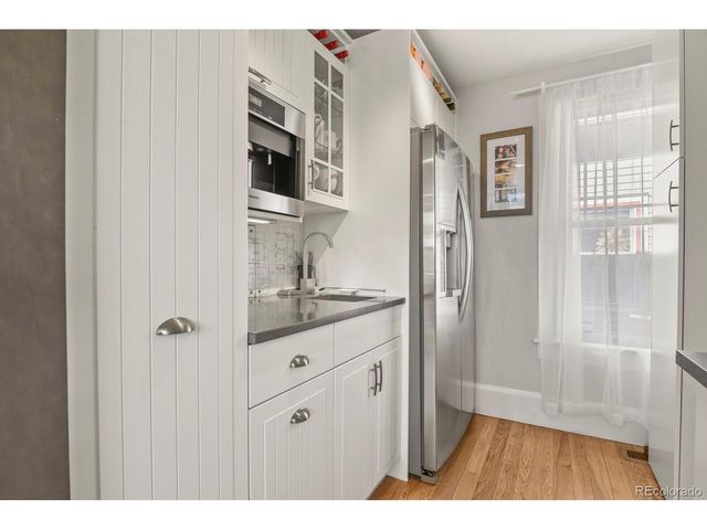 805 N Corona St, Colorado Springs, CO 80903