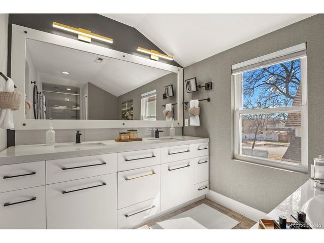 805 N Corona St, Colorado Springs, CO 80903