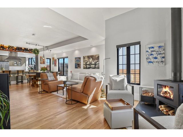 805 N Corona St, Colorado Springs, CO 80903