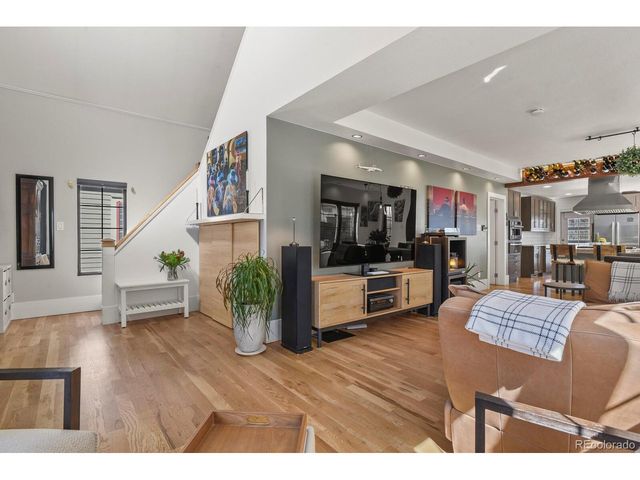 805 N Corona St, Colorado Springs, CO 80903