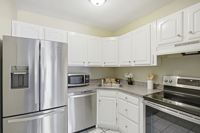 86 East Howard Street 107, Quincy, MA 02169