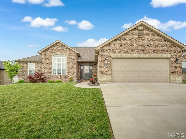 1305 Coleridge Court, O'fallon, IL 62269
