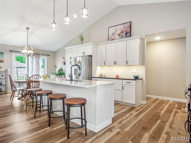 1305 Coleridge Court, O'fallon, IL 62269