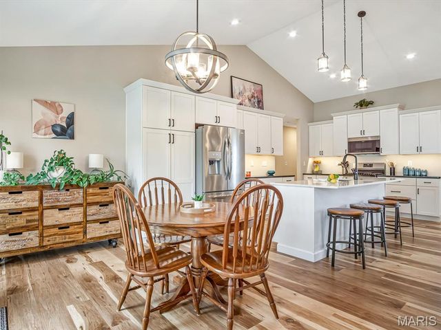1305 Coleridge Court, O'fallon, IL 62269