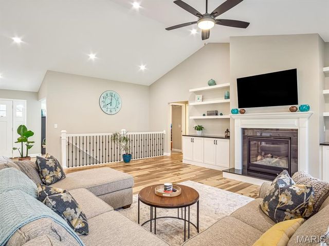 1305 Coleridge Court, O'fallon, IL 62269