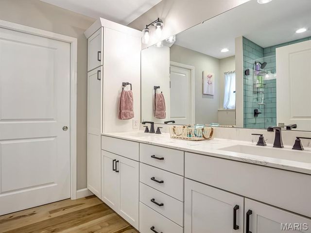 1305 Coleridge Court, O'fallon, IL 62269