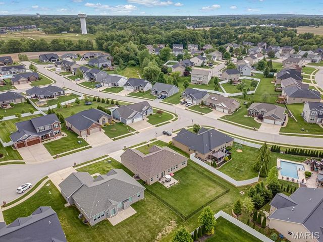 1305 Coleridge Court, O'fallon, IL 62269