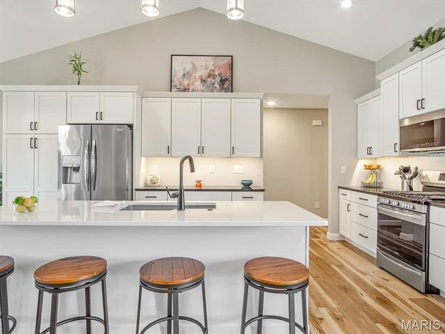 1305 Coleridge Court, O'fallon, IL 62269
