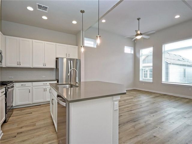 13502 Martin Scott CV 166, Austin, TX 78717