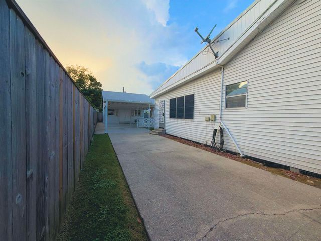 114 Louise St, Houma, LA 70363