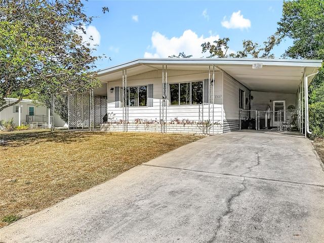 8407 HIGHPOINT BOULEVARD, Brooksville, FL 34613