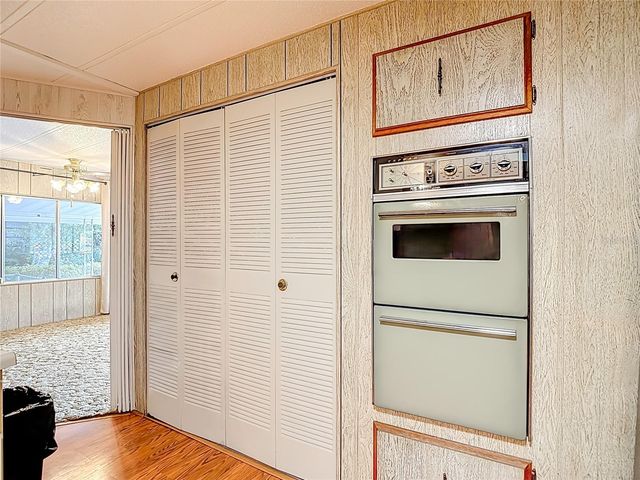 8407 HIGHPOINT BOULEVARD, Brooksville, FL 34613